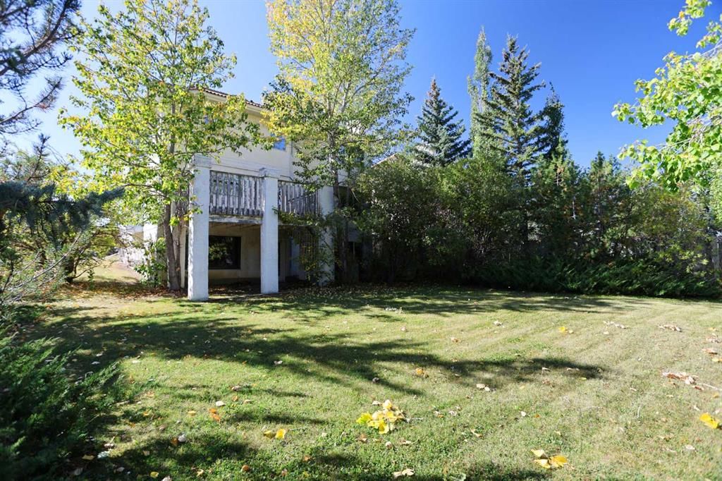 424 Edgebank Place NW, Calgary — photo 4 of 11