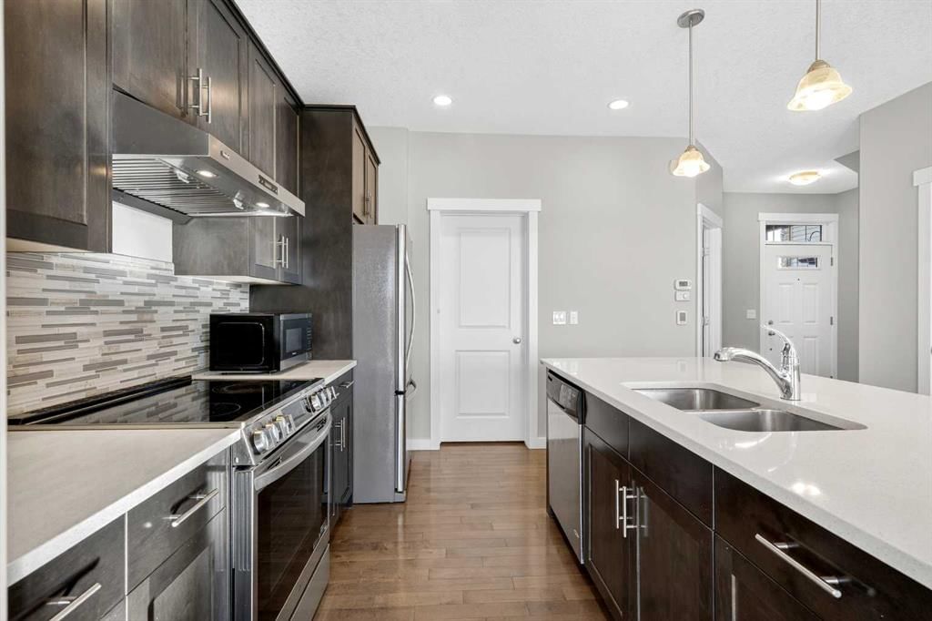 64 Nolanfield Way NW, Calgary — photo 5 of 42