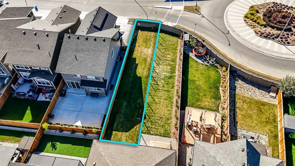 81 Magnolia Heath SE, Calgary — photo 3 of 45