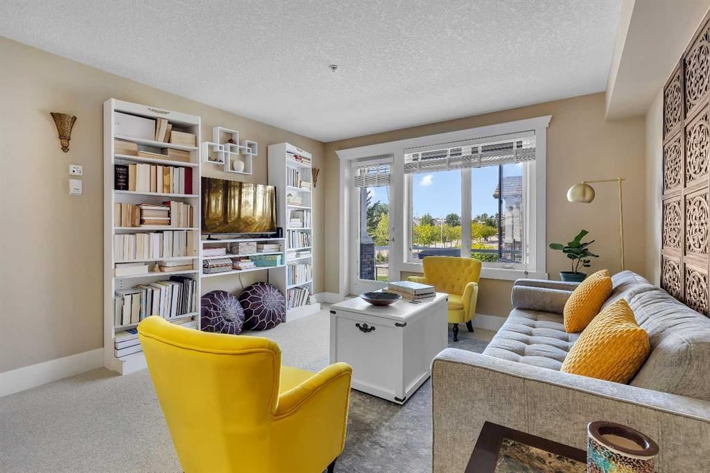 126, 500 Rocky Vista Gardens NW, Calgary — main listing photo