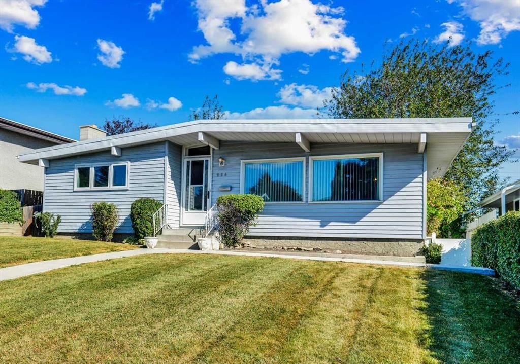 924 Mayland Drive NE, Calgary — photo 2 of 50