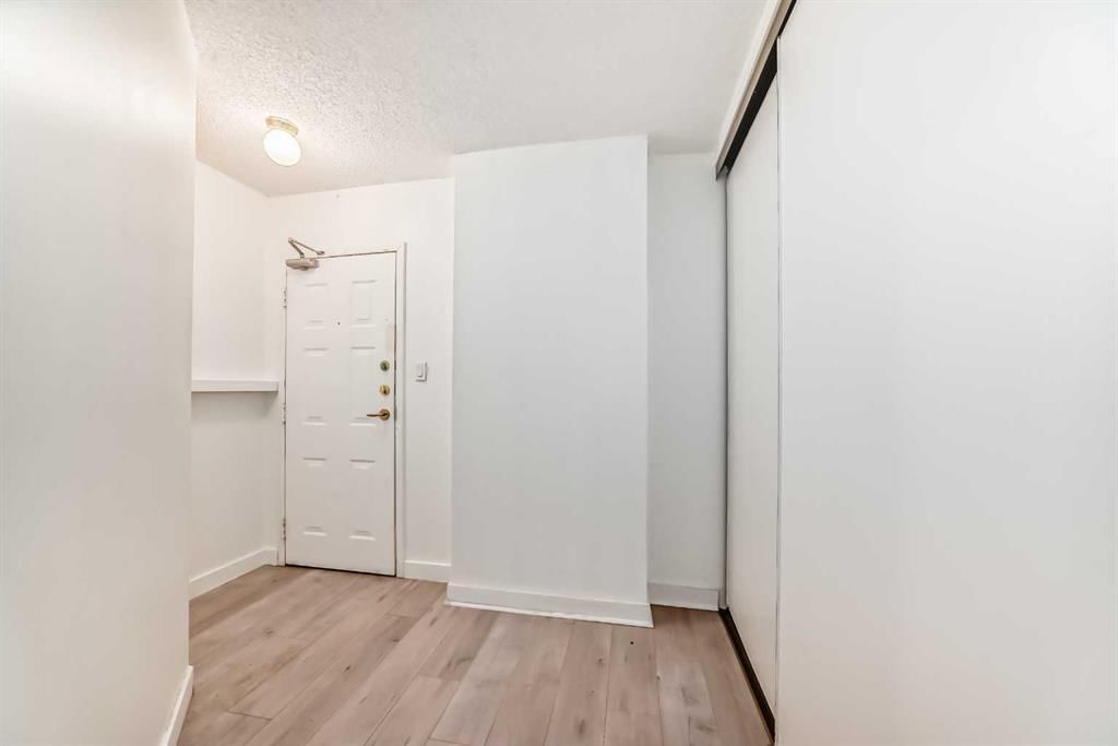 102, 9800 Horton Road SW, Calgary — photo 5 of 46