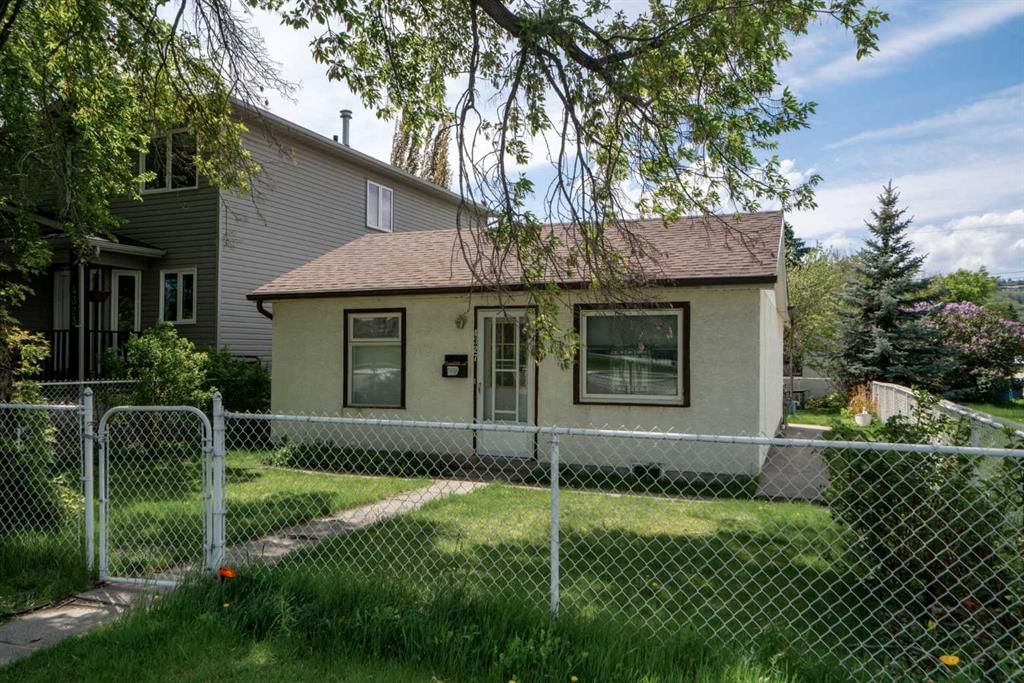 4327 20 Avenue NW, Calgary — main listing photo