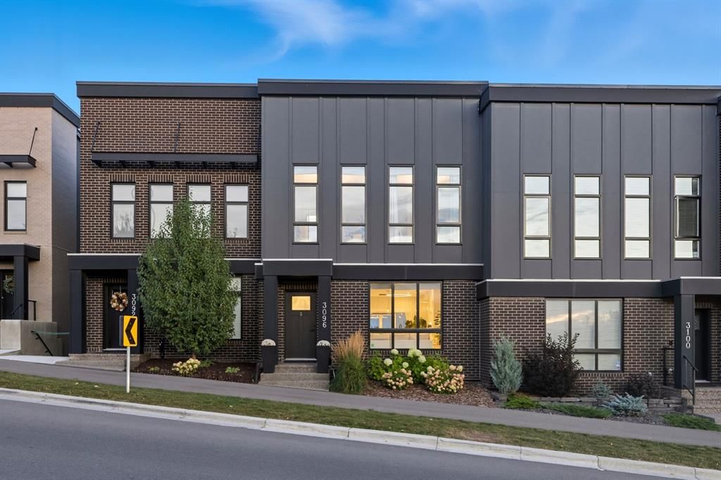 3096 85 Street SW, Calgary — main listing photo
