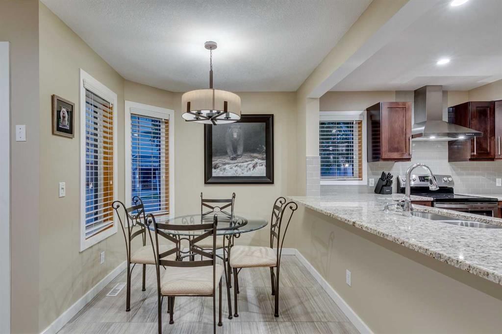 60 Inglewood Cove SE, Calgary — photo 5 of 50