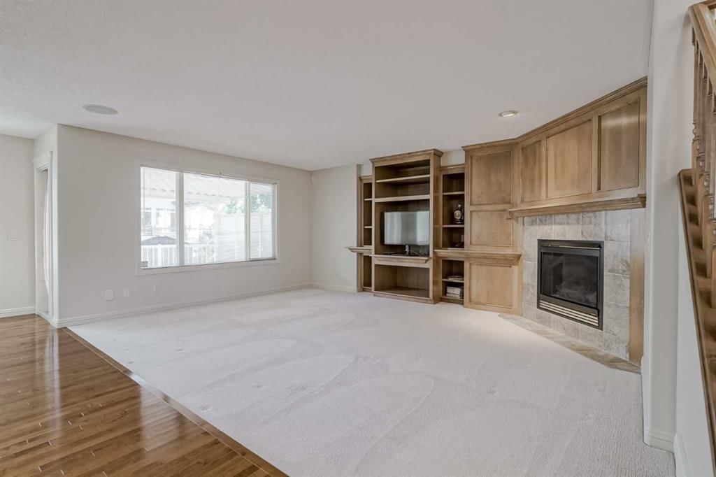 196 Everwillow Park SW, Calgary — photo 5 of 49
