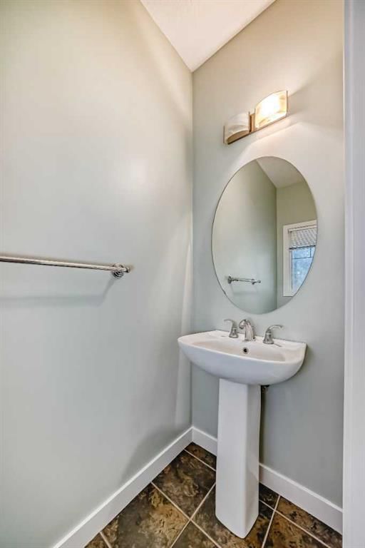 45 Sage Hill Common NW, Calgary — photo 4 of 40