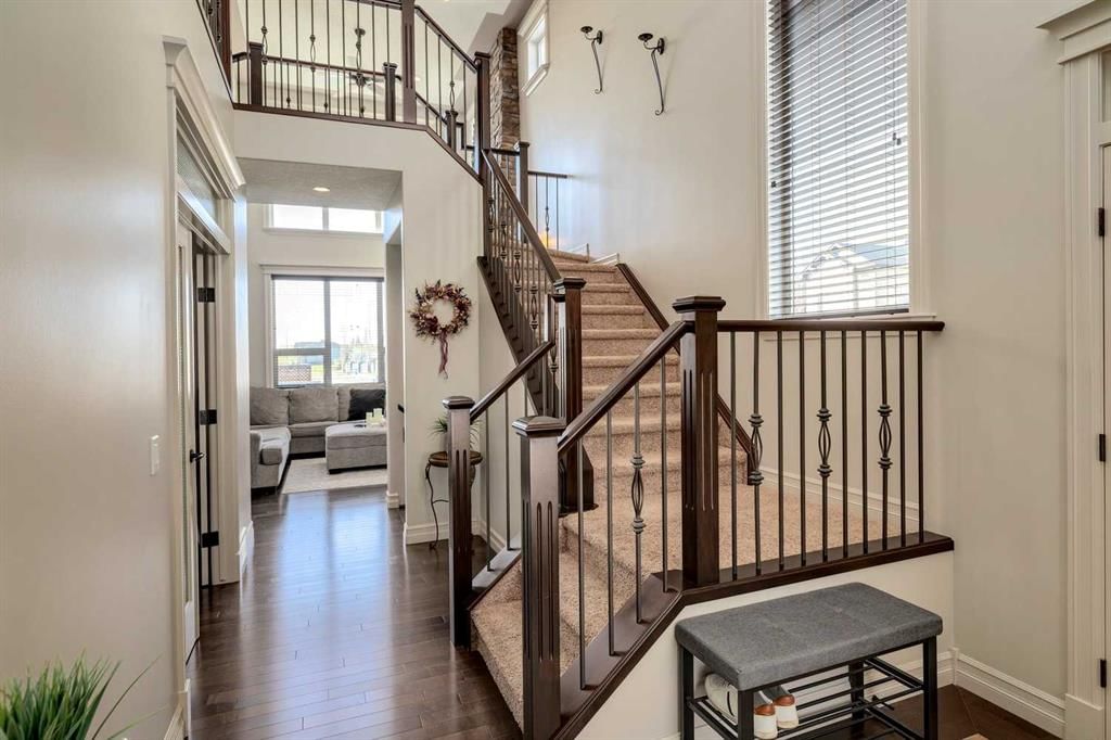 3 Kincora Glen Bay NW, Calgary — photo 2 of 50