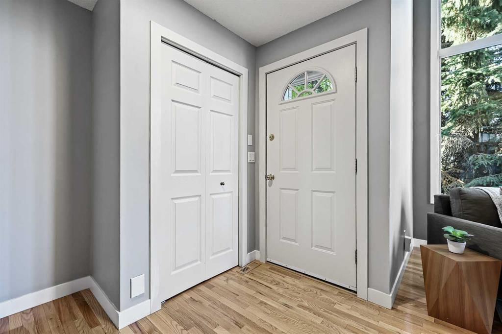 15, 5400 Dalhousie Drive NW, Calgary — photo 2 of 48