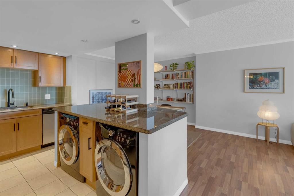 403, 354 3 Avenue NE, Calgary — photo 3 of 31