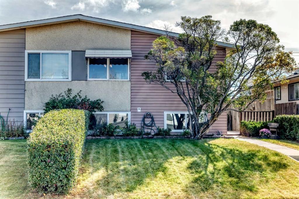 42 Pennsburg Way SE, Calgary — photo 2 of 35