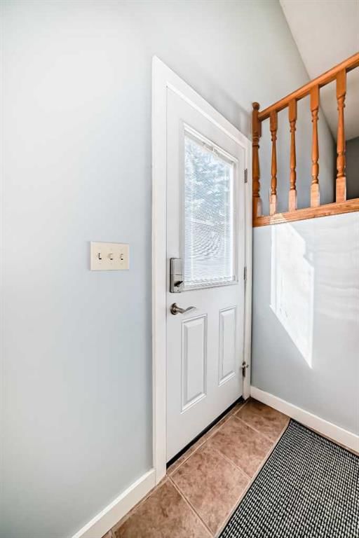 42 Pennsburg Way SE, Calgary — photo 3 of 35