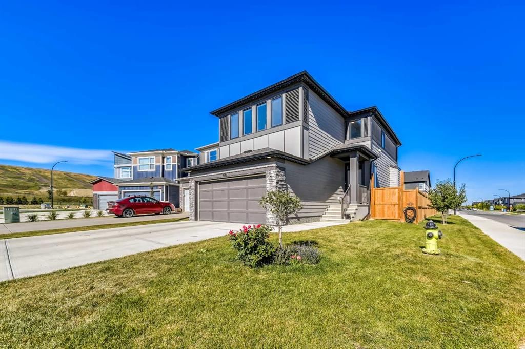 480 Wolf Creek Way SE, Calgary — photo 3 of 34