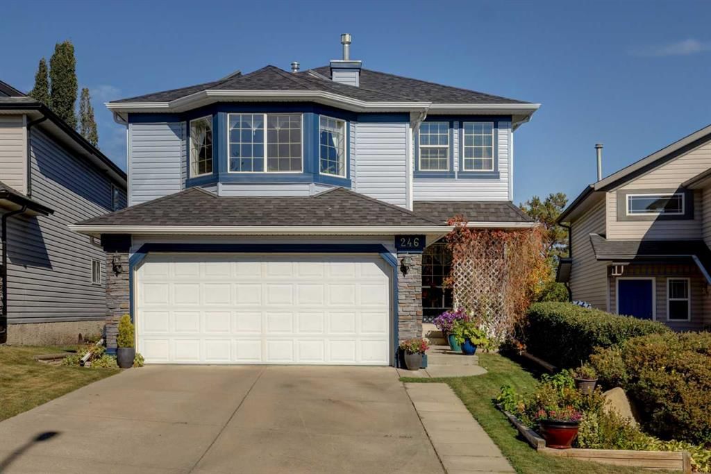 246 Harvest Oak Rise NE, Calgary — main listing photo
