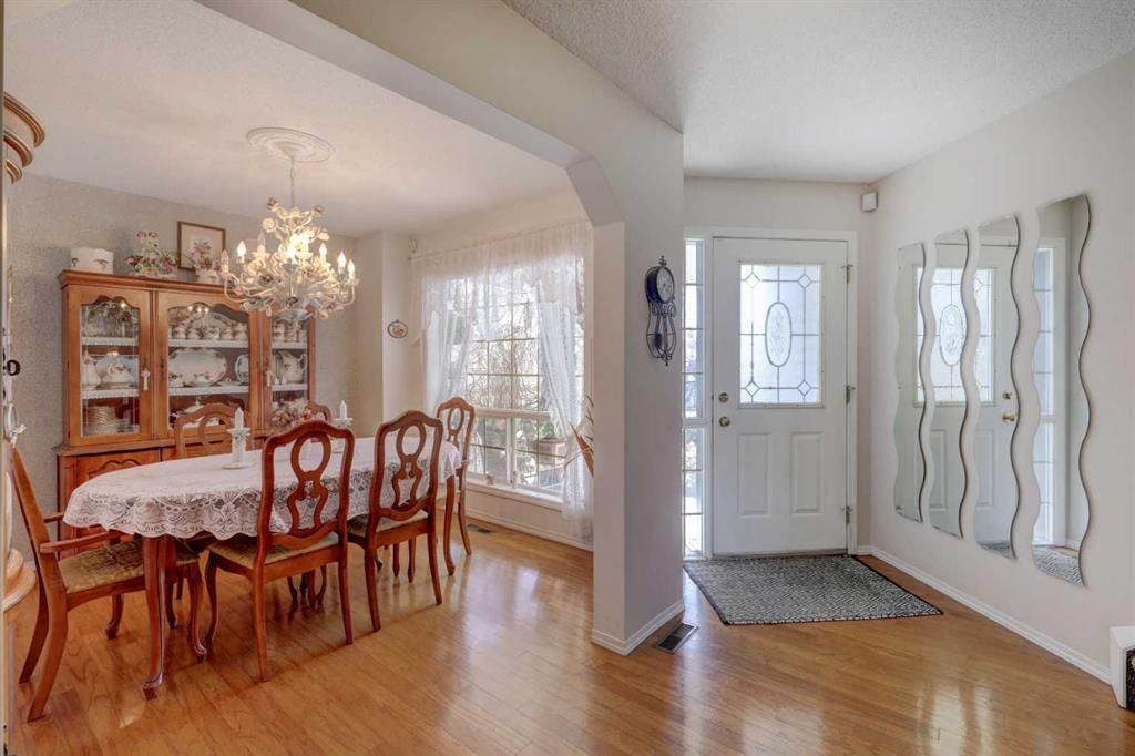 246 Harvest Oak Rise NE, Calgary — photo 5 of 35