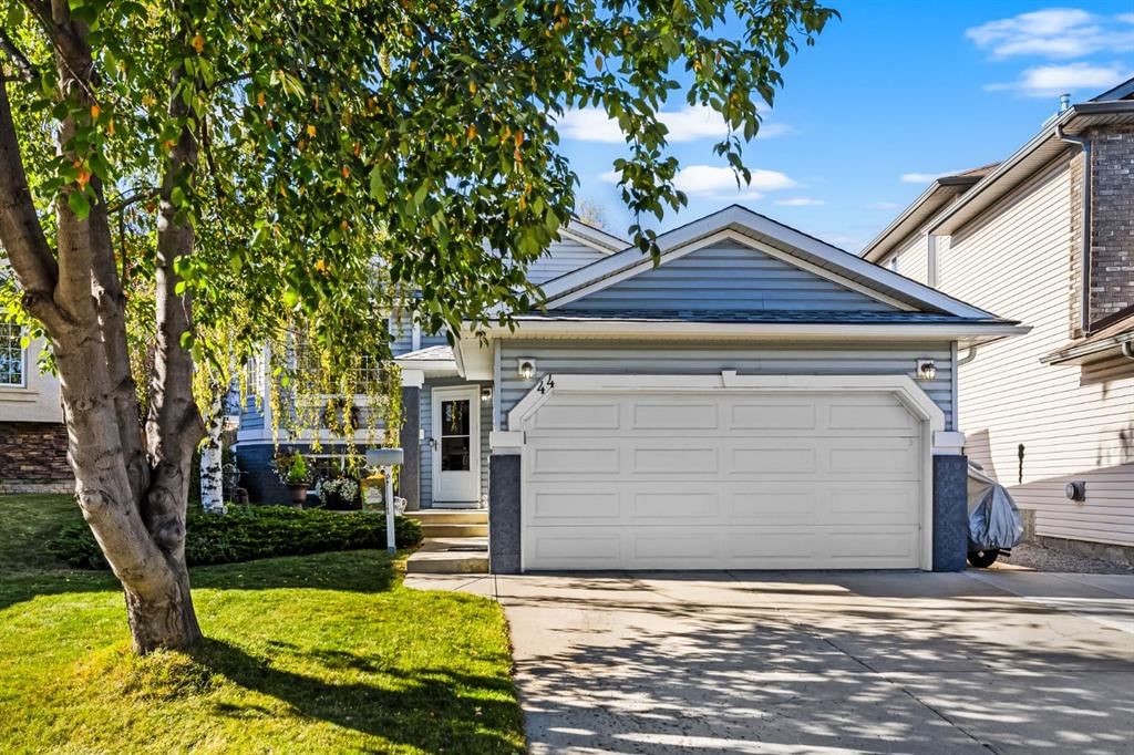 44 Harvest Park Road NE, Calgary — main listing photo