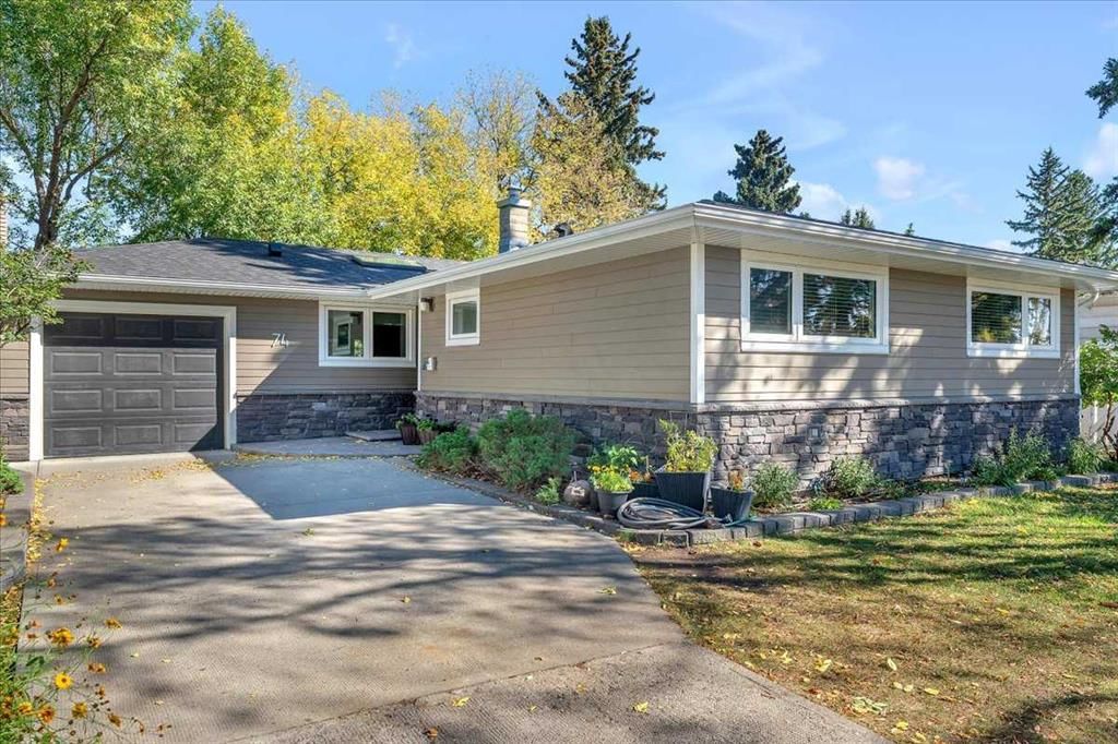 74 Walnut Drive SW, Calgary — main listing photo