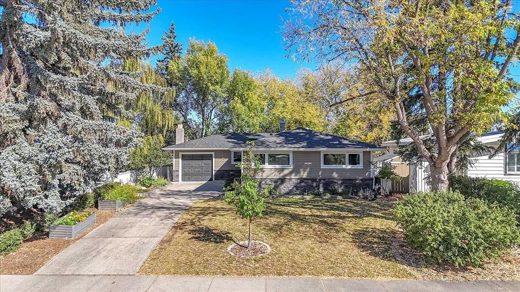 74 Walnut Drive SW, Calgary — photo 4 of 49