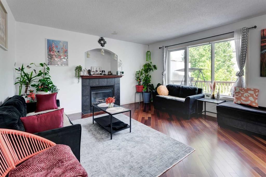992 Copperfield Boulevard SE, Calgary — photo 4 of 34