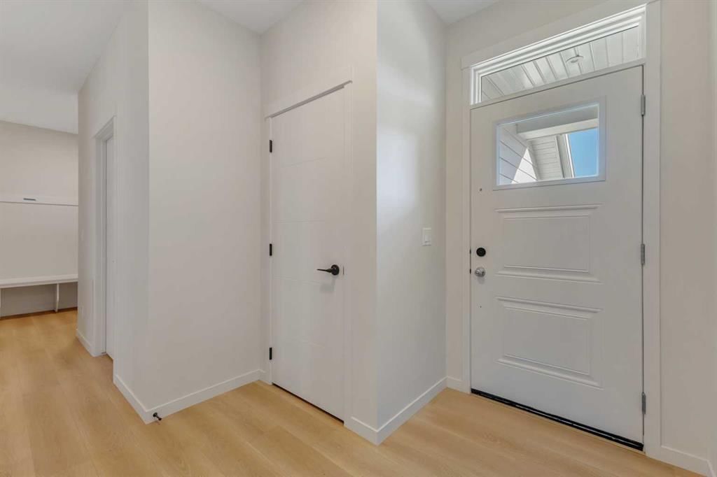 196 Wolf River Drive SE, Calgary — photo 5 of 42