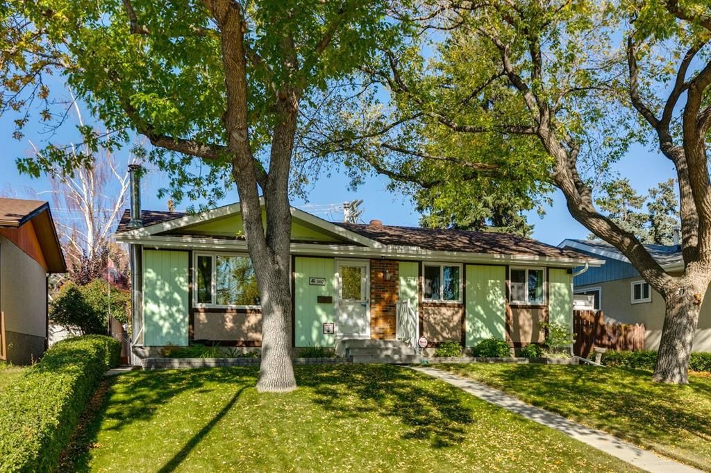 360 Malvern Close NE, Calgary — photo 2 of 38