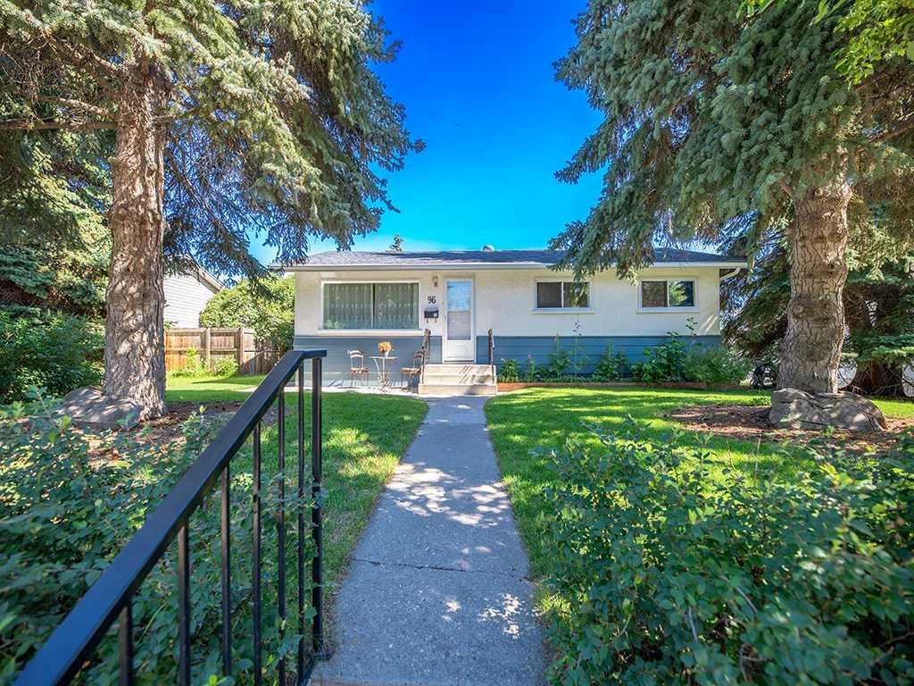 96 Windermere Road SW, Calgary — photo 3 of 36