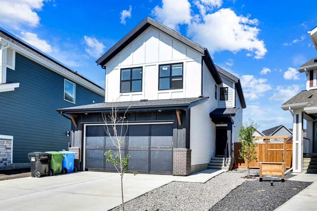 38 Magnolia Court SE, Calgary — main listing photo