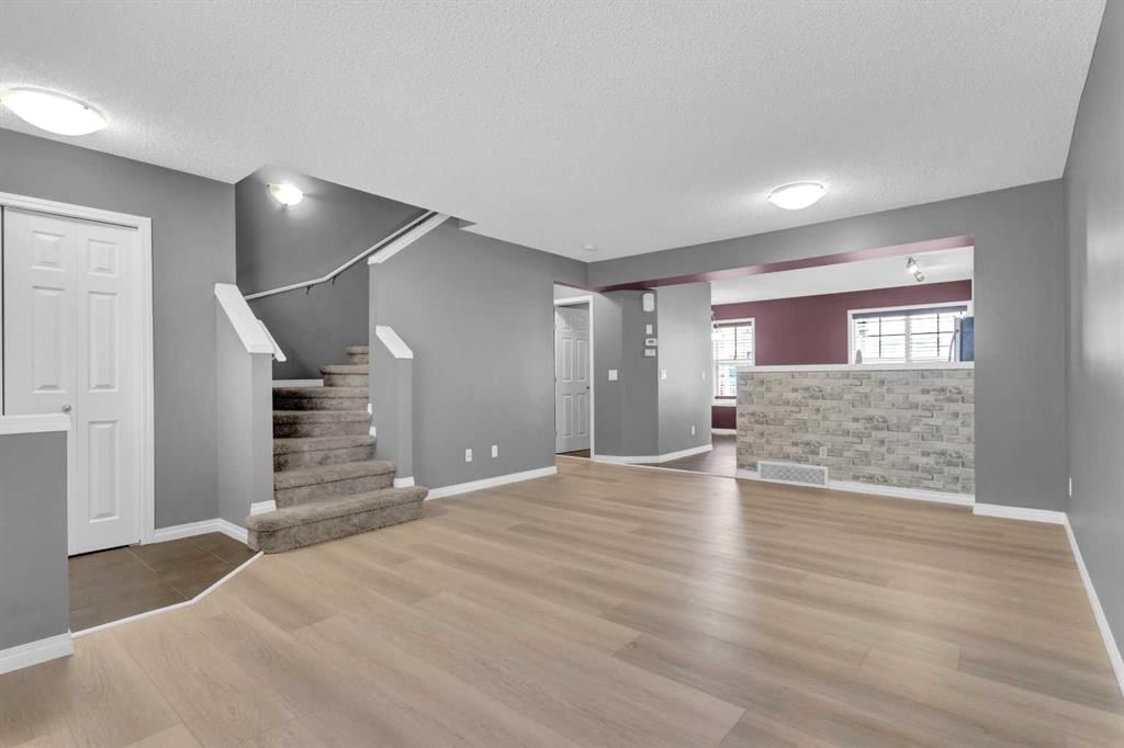 3194 New Brighton Gardens SE, Calgary — photo 4 of 31