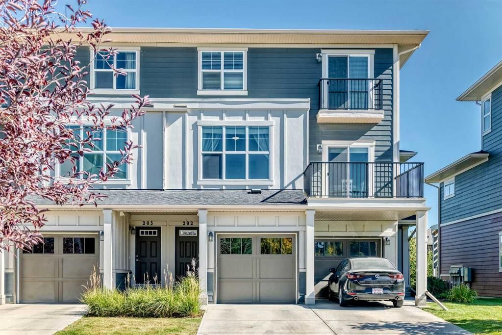 202, 428 Nolan Hill Drive NW, Calgary — photo 3 of 40