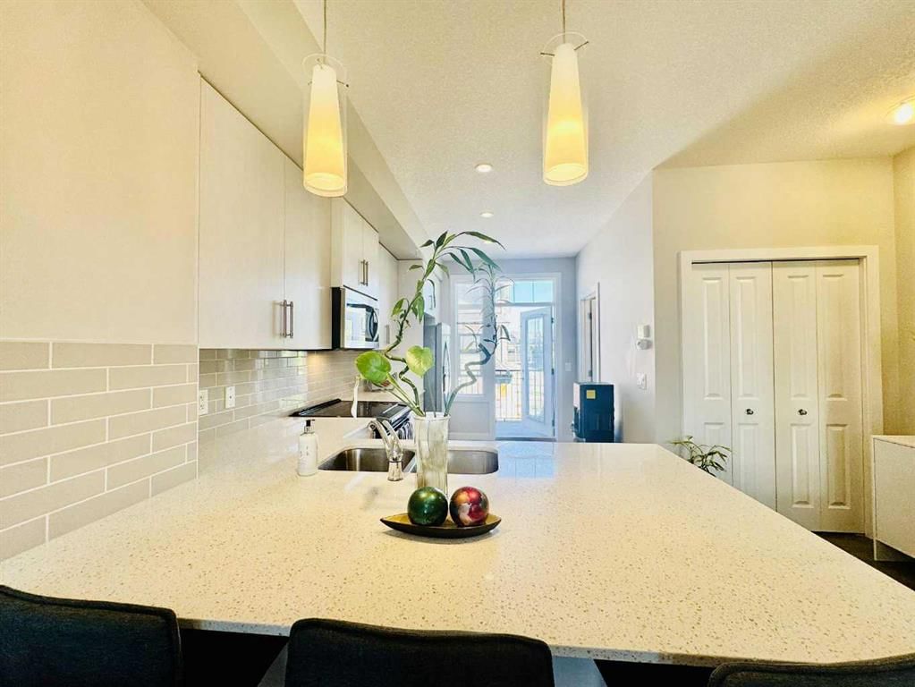 257 Legacy Common SE, Calgary — photo 3 of 25