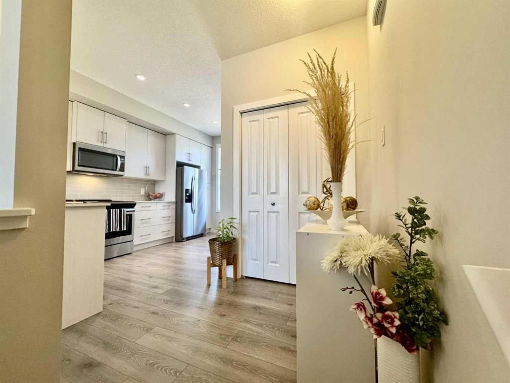 257 Legacy Common SE, Calgary — photo 5 of 25