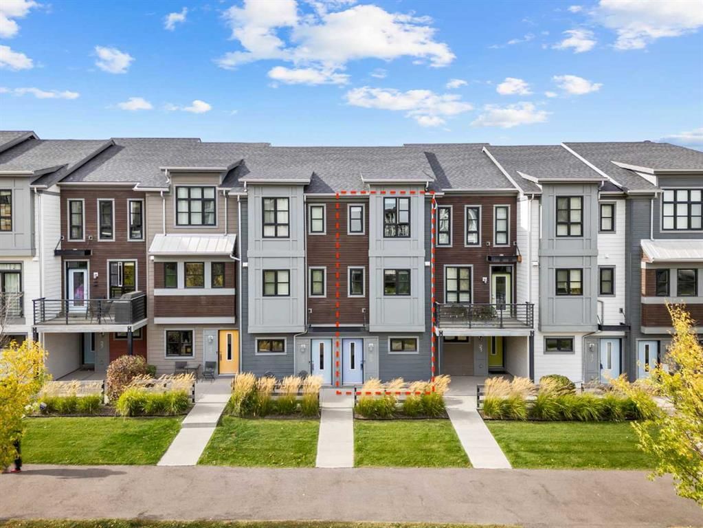25 Walden Common SE, Calgary — photo 2 of 28