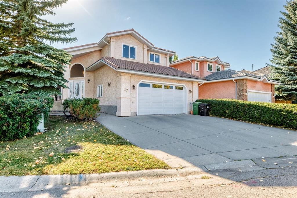 17 Santana Manor NW, Calgary — main listing photo