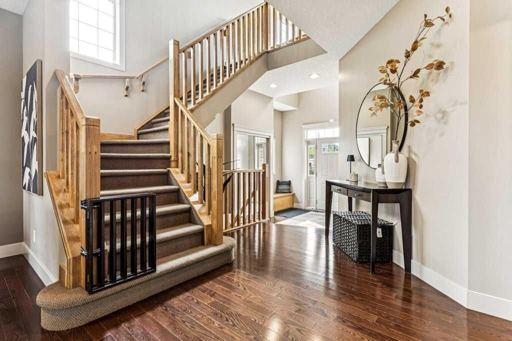 16 Royal Oak Cape NW, Calgary — photo 4 of 50
