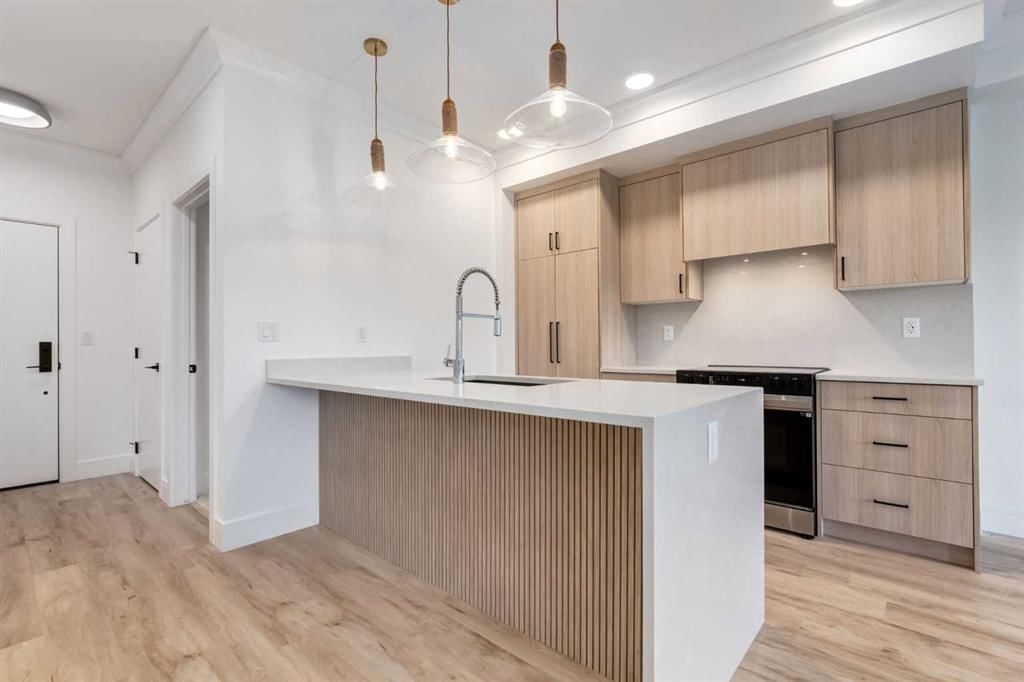 406, 330 Dieppe Drive SW, Calgary — photo 4 of 37