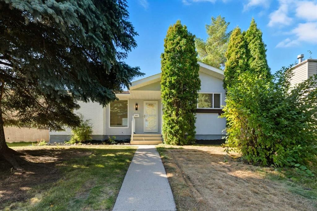 972 Bracewood Rise SW, Calgary — main listing photo