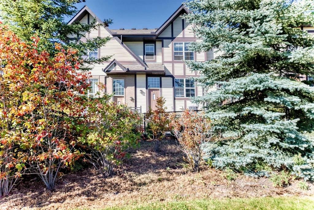 210 Cranford Court SE, Calgary — photo 3 of 33