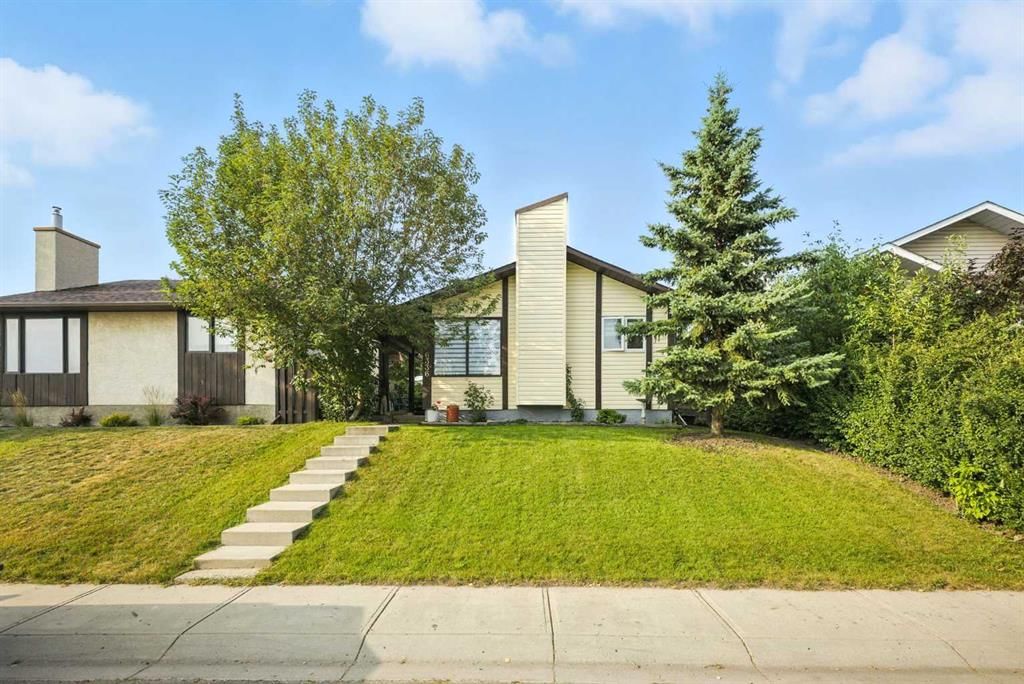 6336 Falton Road NE, Calgary — photo 3 of 37