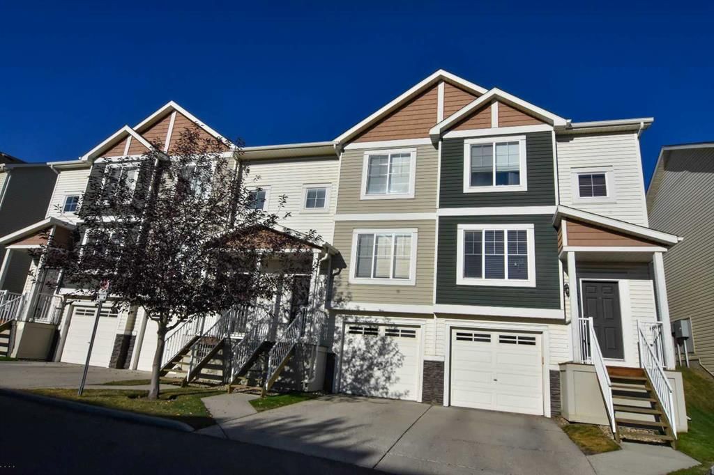 156 Pantego Lane NW, Calgary — photo 2 of 23