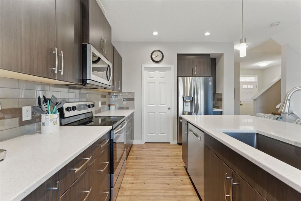 230 Auburn Crest Way SE, Calgary — photo 5 of 33