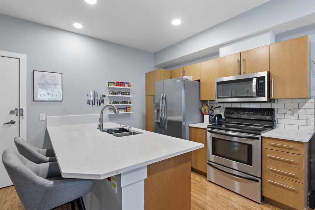 207, 2307 14 Street SW, Calgary — photo 4 of 16