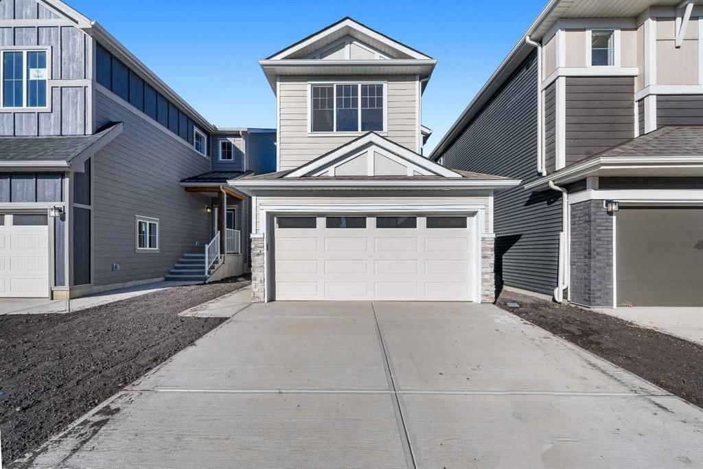 715 Buffaloberry Manor SE, Calgary — main listing photo