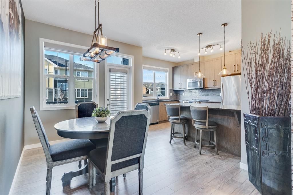 297 Mahogany Boulevard SE, Calgary — main listing photo