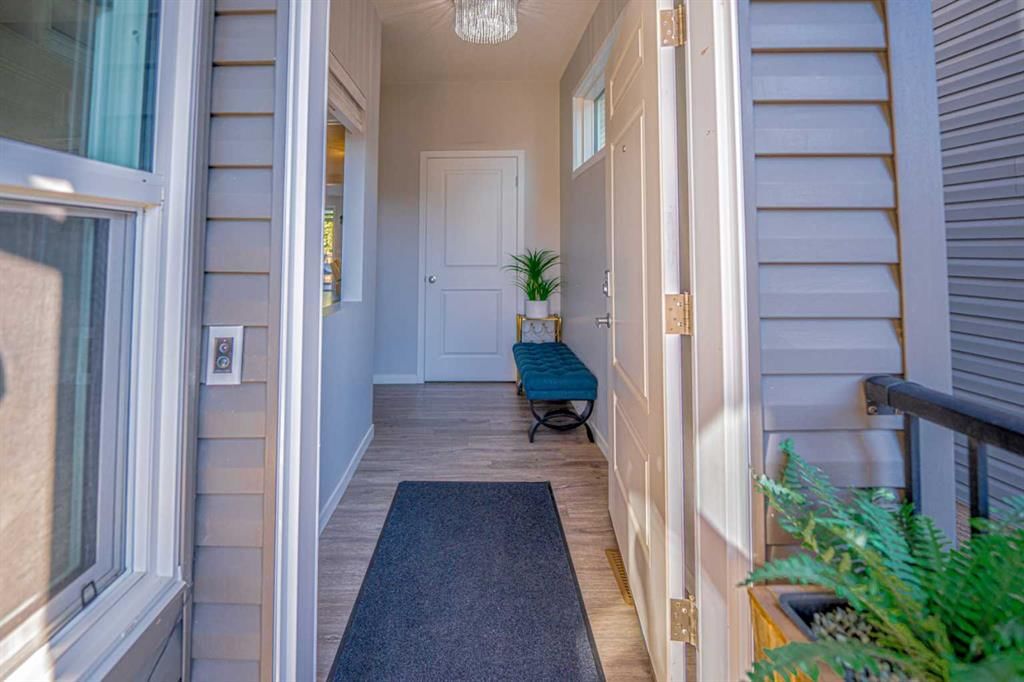 124 Seton Gardens SE, Calgary — photo 5 of 48
