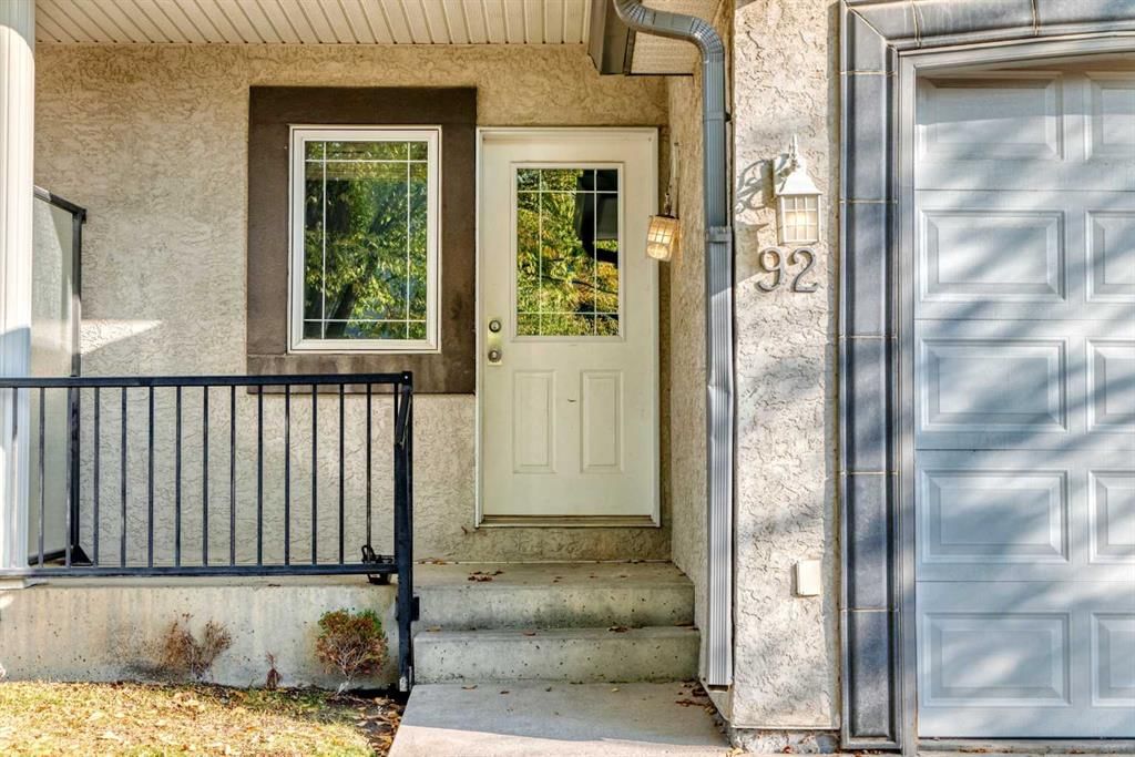 92 simcoe Place SW, Calgary — photo 2 of 47