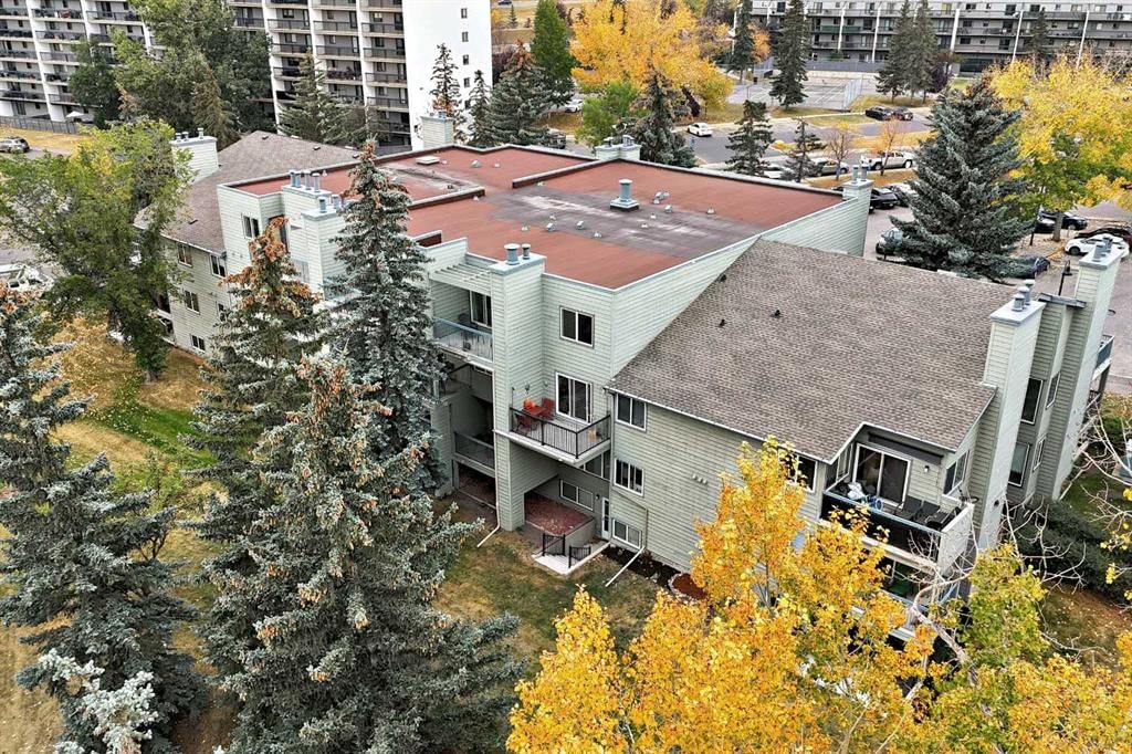 1210, 60 Glamis Drive SW, Calgary — photo 3 of 42