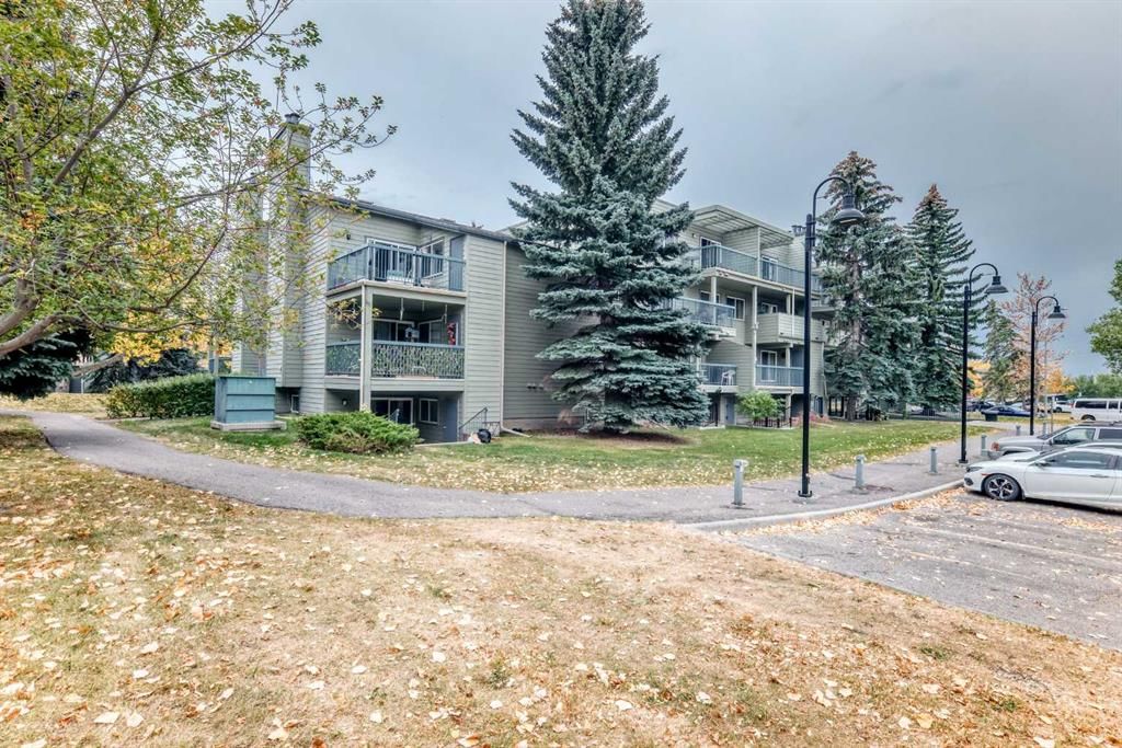 1210, 60 Glamis Drive SW, Calgary — photo 5 of 42