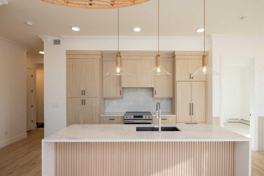 303, 330 Dieppe Drive SW, Calgary — main listing photo