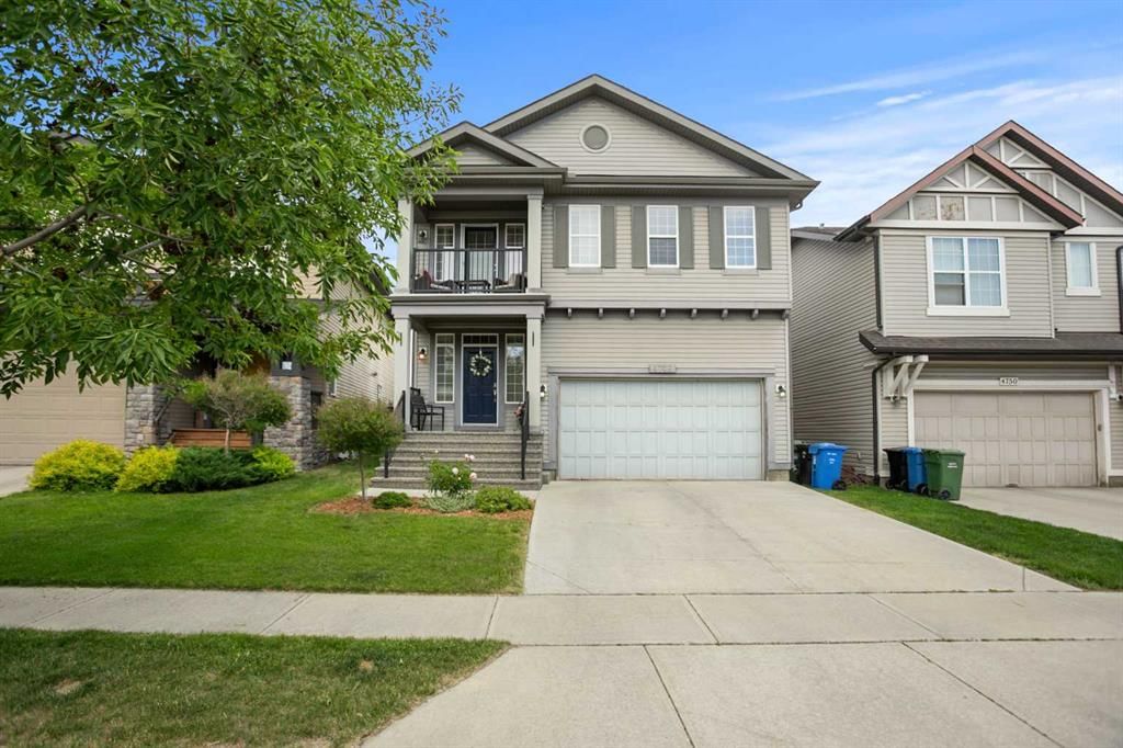 4746 Elgin Avenue SE, Calgary — photo 2 of 50
