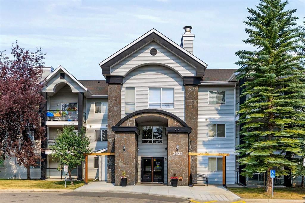 316, 2022 Canyon Meadows Drive SE, Calgary — photo 3 of 25